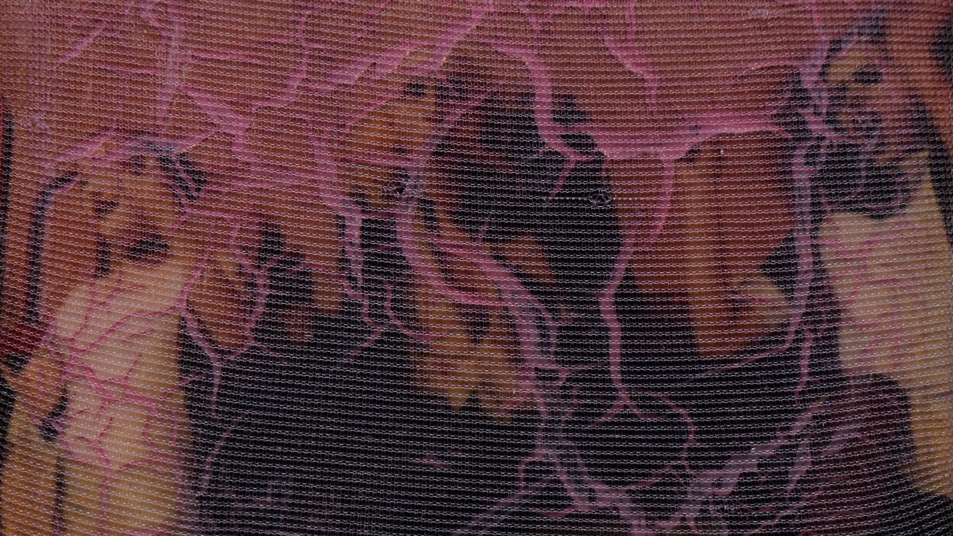 "rocky run", 2016, gewebe, acryl, kunstharz auf leinwand, 10 x 10 x 4 cm